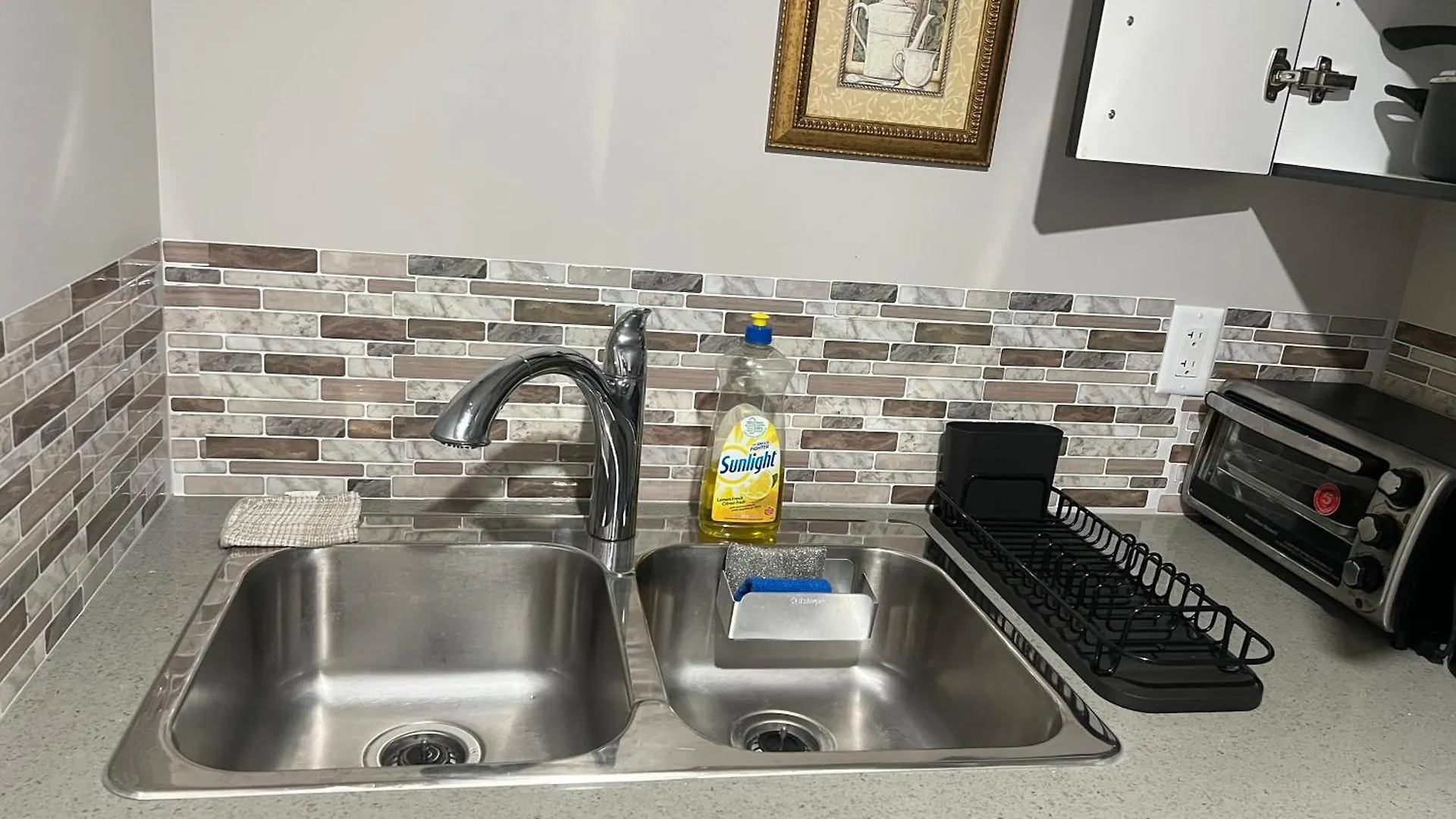 Fully Separate & Private Guest Suite Эдмонтон Апартаменты