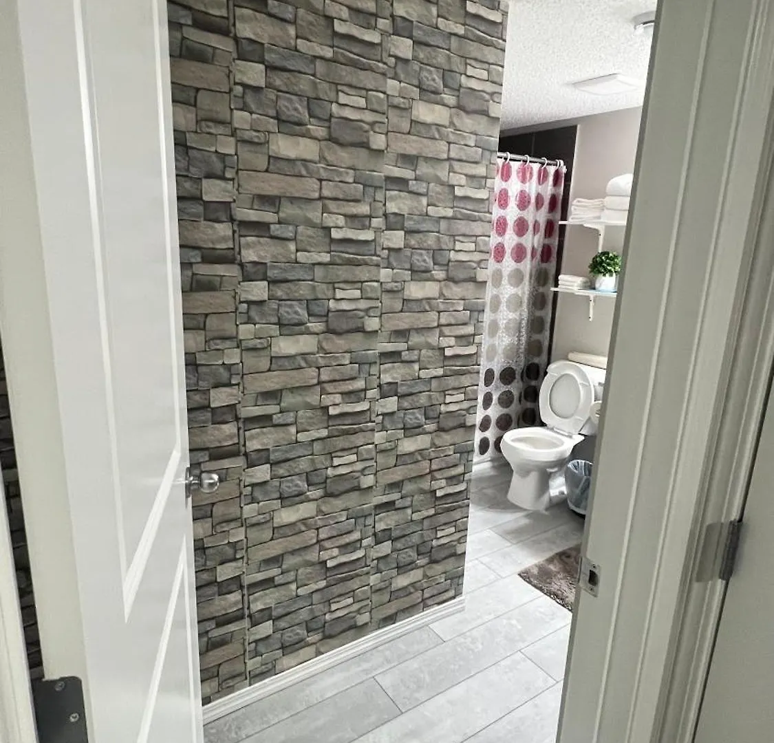 Apartment Fully Separate & Private Guest Suite Edmonton
